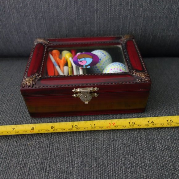 inBetweeners NFT#9570 x bigd0gg Golf Hand Designed Titleist Pro VI Golf Ball Set - Picture 11 of 14